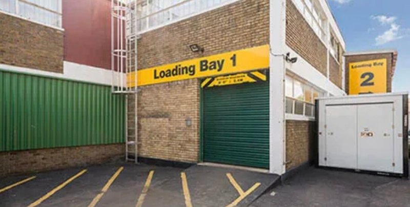 Storage Units at StorageMart - Walton-on-Thames - Alfa House, Molesey Road Walton-on-Thames ENG